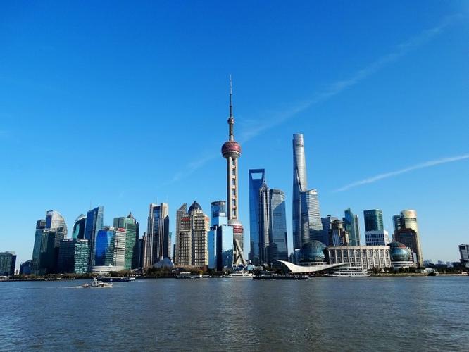 虚实融合、内容出海，彩神vii如何定义下一代娱乐公司？